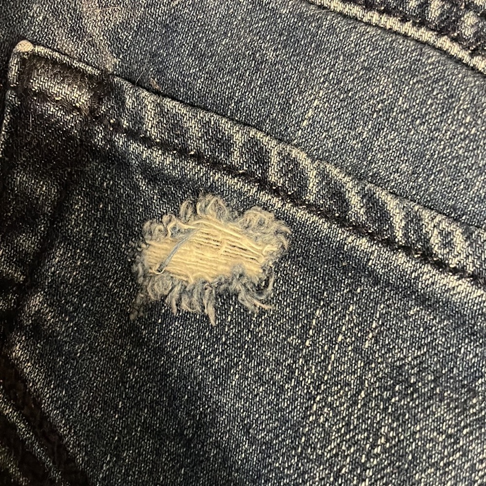 Shorts - Picture 5 of 5